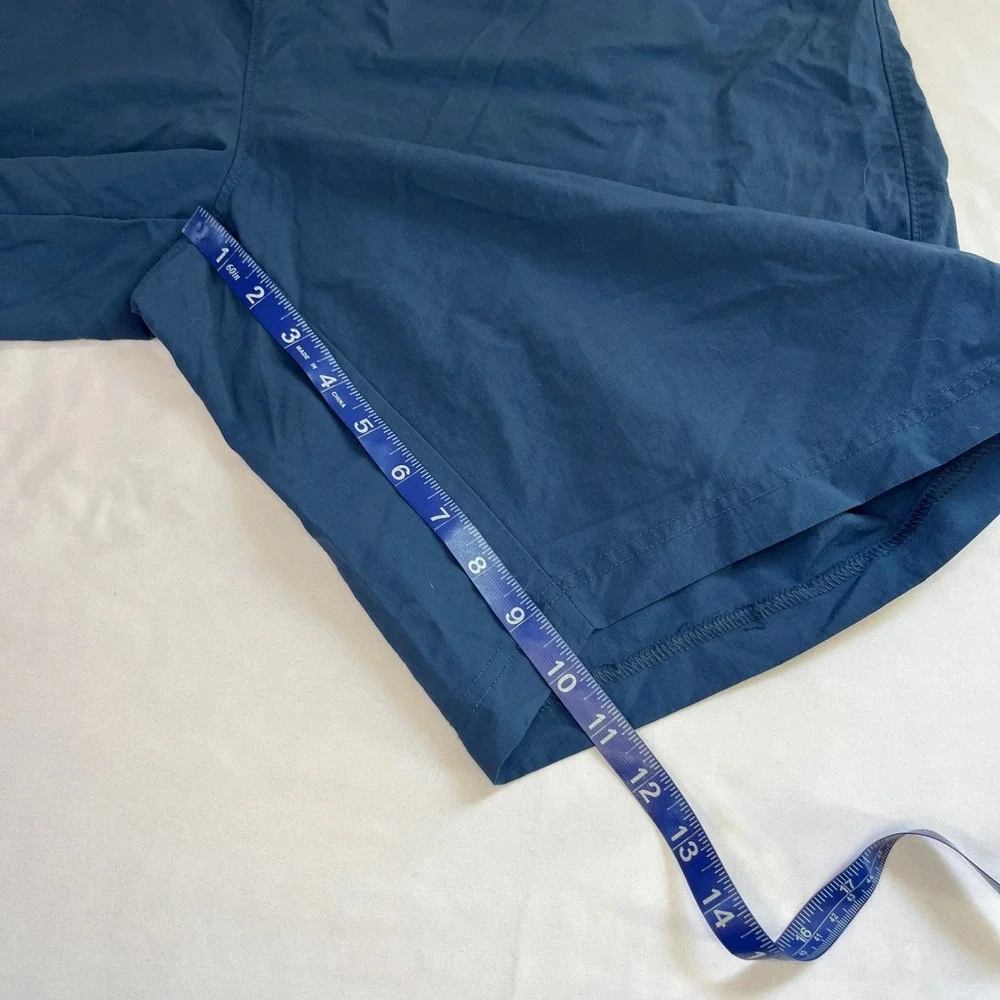 The North Face Mens Blue Active Hiking Shorts XL Elastic Waist Zip Pocket 9in